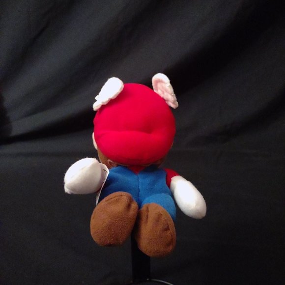 Mario 64 Wing Hat plush - Picture 3 of 6